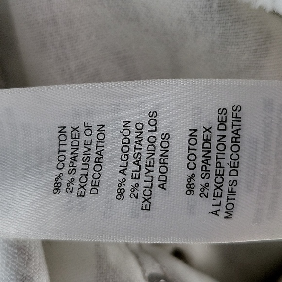 Chico's Platinum Denim White Tan Ikat Print Size 16 - Picture 5 of 6